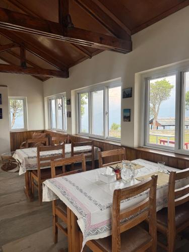 Restorāns, Panorama Resort in Čarikota