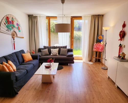 Schonach 2-apartments, mountain-Top, forest, free parking, new kitchen, high-speed internet