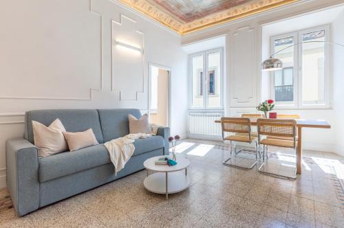 One-Bedroom Apartment image 5