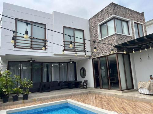 Casa aires del batan in Samborondon