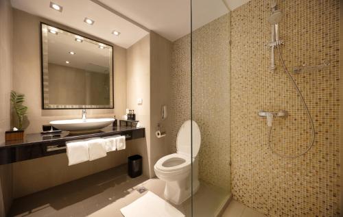 room detail thumbnail 2