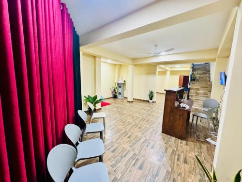 Lobby, The Regent Hotel in Colombo Port Area