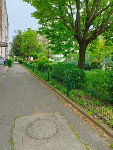 appartement 3 chambres avec balcon et parking in Estanove