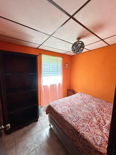 Casa de Montana en Los Naranjos in Los Naranjos