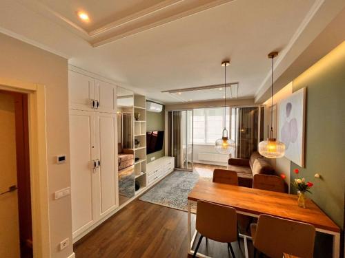 Modern apartments in Lviv with parking in ซามาร์สตึนีฟ