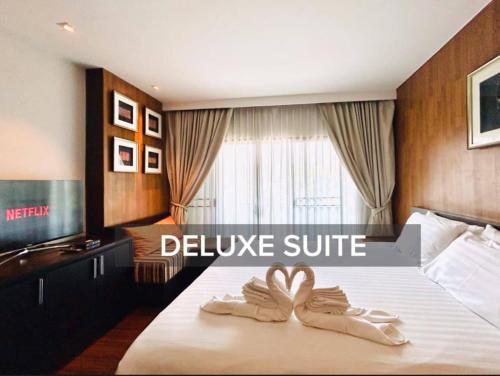 เฮือนนานา จอมสวรรค์ (Huernnana Jomsawan) in แพร่