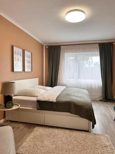 Stylish Apt in Neukölln kiez Privat Parkplatz in Berlin, Deutschland