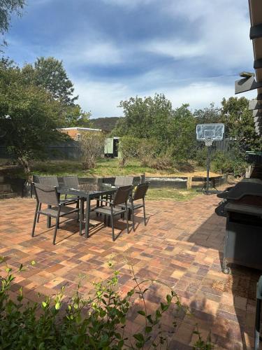 Home away from home - Whole house booking only -4 Bedrooms in Symonston