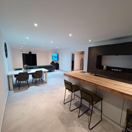 Trupiaal Apartment - Regal Rentals Curacao in Tera Kora