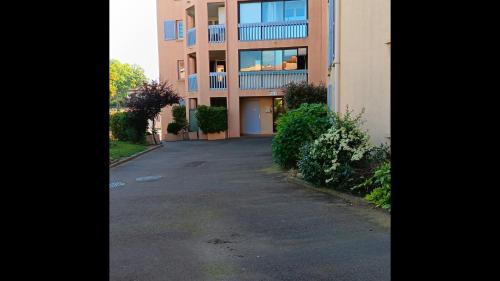 Exterior view, L'Auriasque - A 5 min a pied du centre de Frejus near Phuket's