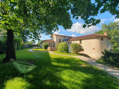 Les berges du Seudo in Labastide De Levis