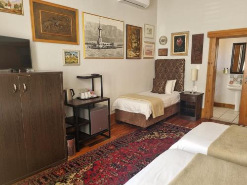 Triple Room image 7