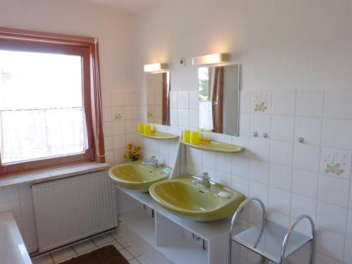 淋浴間, 豪斯埃伯塔魯公寓 (Haus Elbtalaue) in 布萊克德