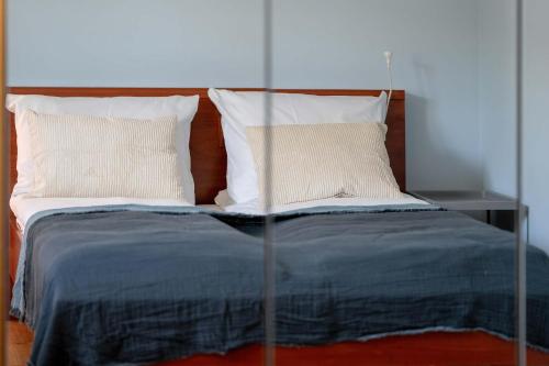 Bright Apartment Robocza in Wilda with Parking by Noclegi Renters - image 2