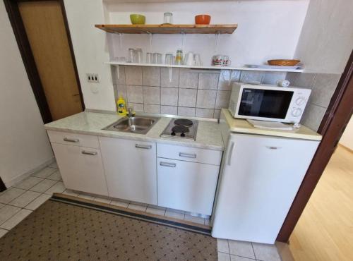 廚房, Apartments Palma in 格拉達茨