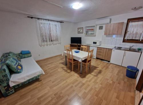 廚房, Apartments Palma in 格拉達茨
