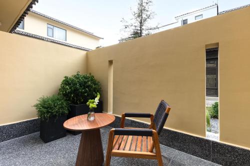 Atour Hotel Dali Ancient City March Street in Dali