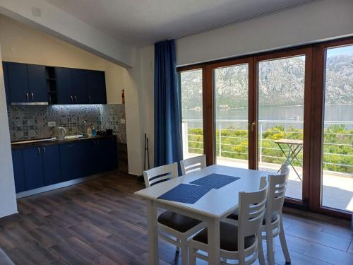 مطبخ, VALENTINO apartments in دونجي ستوليف