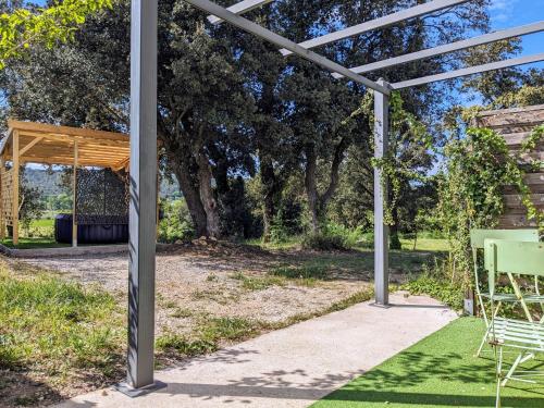 Studio du petit caillou en Drôme provençale , jacuzzi privatif en supplément (Studio du petit caillou en Drome provencale , jacuzzi privatif en supplement) in Saint-Restitut