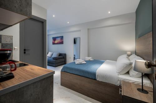 Ermou Boutique Studios in Monastiraki Room Type - Superior Studio