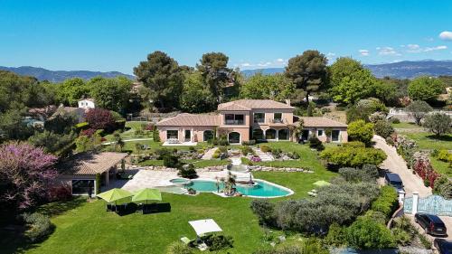 Prestigious Villa in Mougins 6 bedrooms spa cinema and nightclub - Location, gîte - Mougins