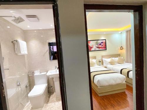 Bathroom, Budhanilkantha Homestay in Budhanilkantha