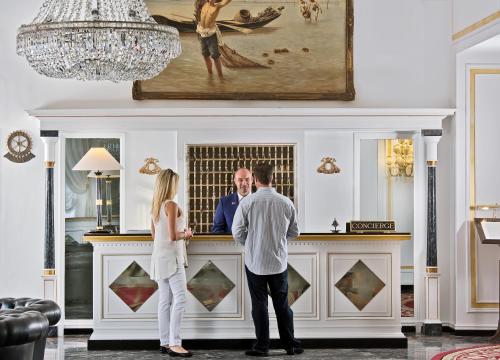 67982587 Hotel Quisisana