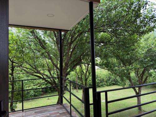 阳台/露台, Hotel Sataplia in 库台斯