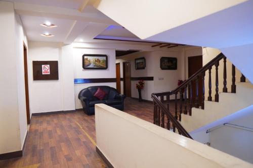 National Hotel - image 5