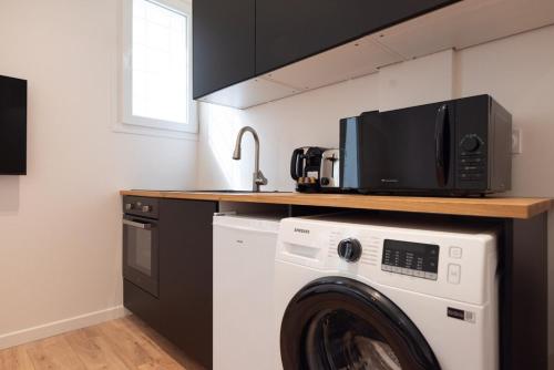 1 BR Saint Germain Luxembourg Garden, Paris (photo 9)
