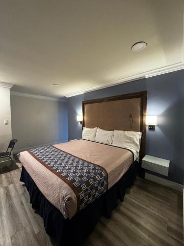 Friendship Motor Inn, Los Angeles (foto 9)