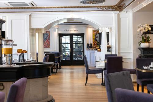 Restaurant, Hotel L'Abbaye in Calvi