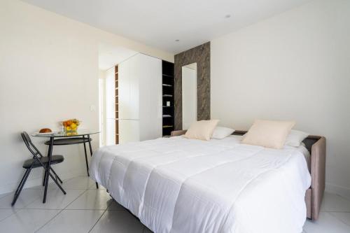 Serenia-Luxury- House in Трембле-ен-Франс