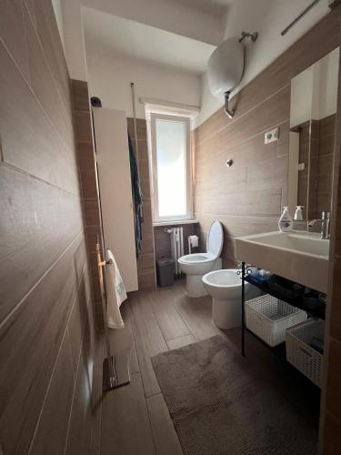 Grazioso appartamento Tiburtina - 3 bedrooms, Rome (photo 9)