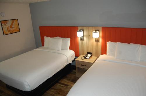 Standard Room with Two Queen Beds, Balcony