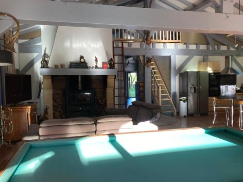 maison dans les landes avec piscine in Trensacq