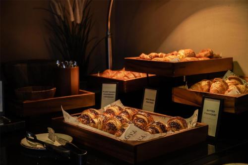 Hilton York - image 3