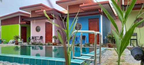 เอสบีพูลวิลล่า in Phon Thong