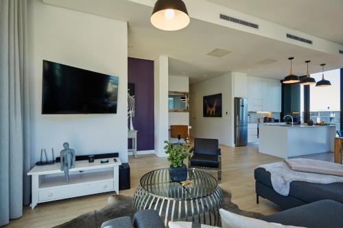 Penthouse on Napier - image 11