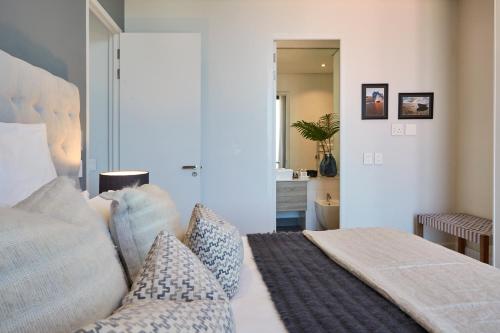 Penthouse on Napier - image 3