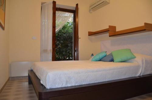 FANTASTIC SARDINIA VILLETTE CON GIARDINO Fronte Mare Fertilia FAHO-GAV01-GAV02 2
