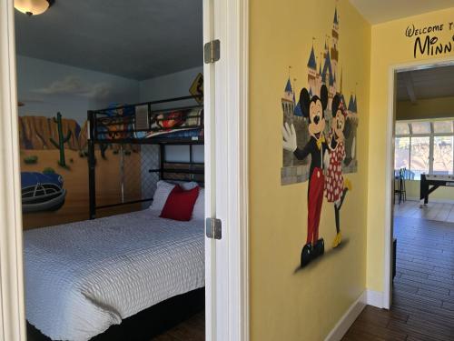 Minnie's House – Anaheim, CA