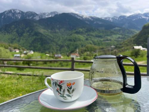Ēdiens un dzērieni, Bujtina Kacaku in Boge