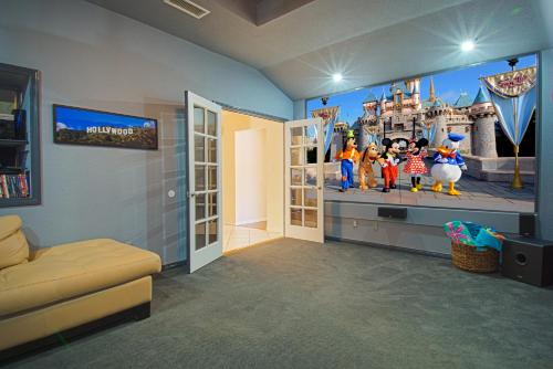 California Dreamin Home – Anaheim, CA
