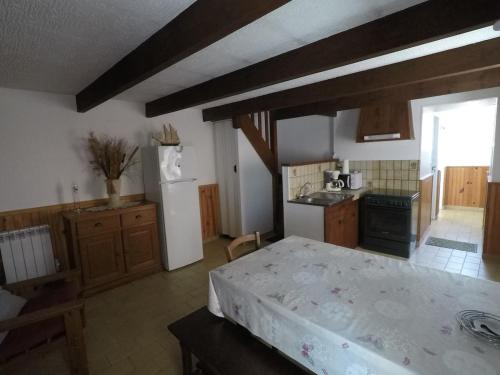 Petite maison de pêcheur en bord de mer (Petite maison de pecheur en bord de mer) in Saint-Pol-De-Leon