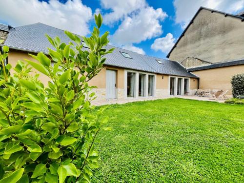 La maison de l'Orangerie - Charm & comfort in the very heart of Carentan in Carentan