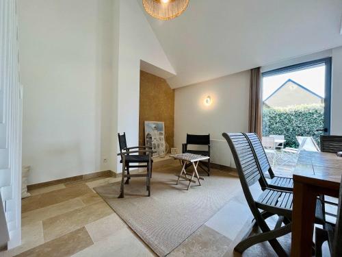 La maison de l'Orangerie - Charm & comfort in the very heart of Carentan in Carentan