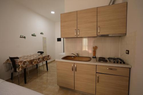 Studio with Sea View image 5