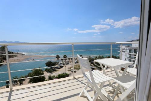 Studio with Sea View room in Blue Bay Apartments