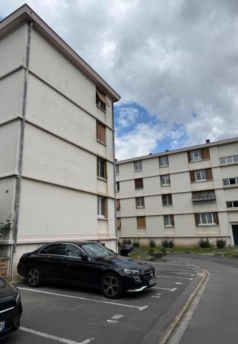 Exterior view, Beautiful and modern apartment close to Paris in Villeneuve-la-Garenne